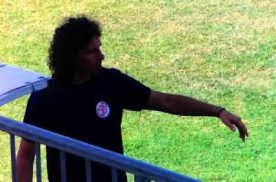 Marco Giuliodori &egrave; il nuovo tecnico del Castelfidardo. A centrocampo arriva Matteo Cesca